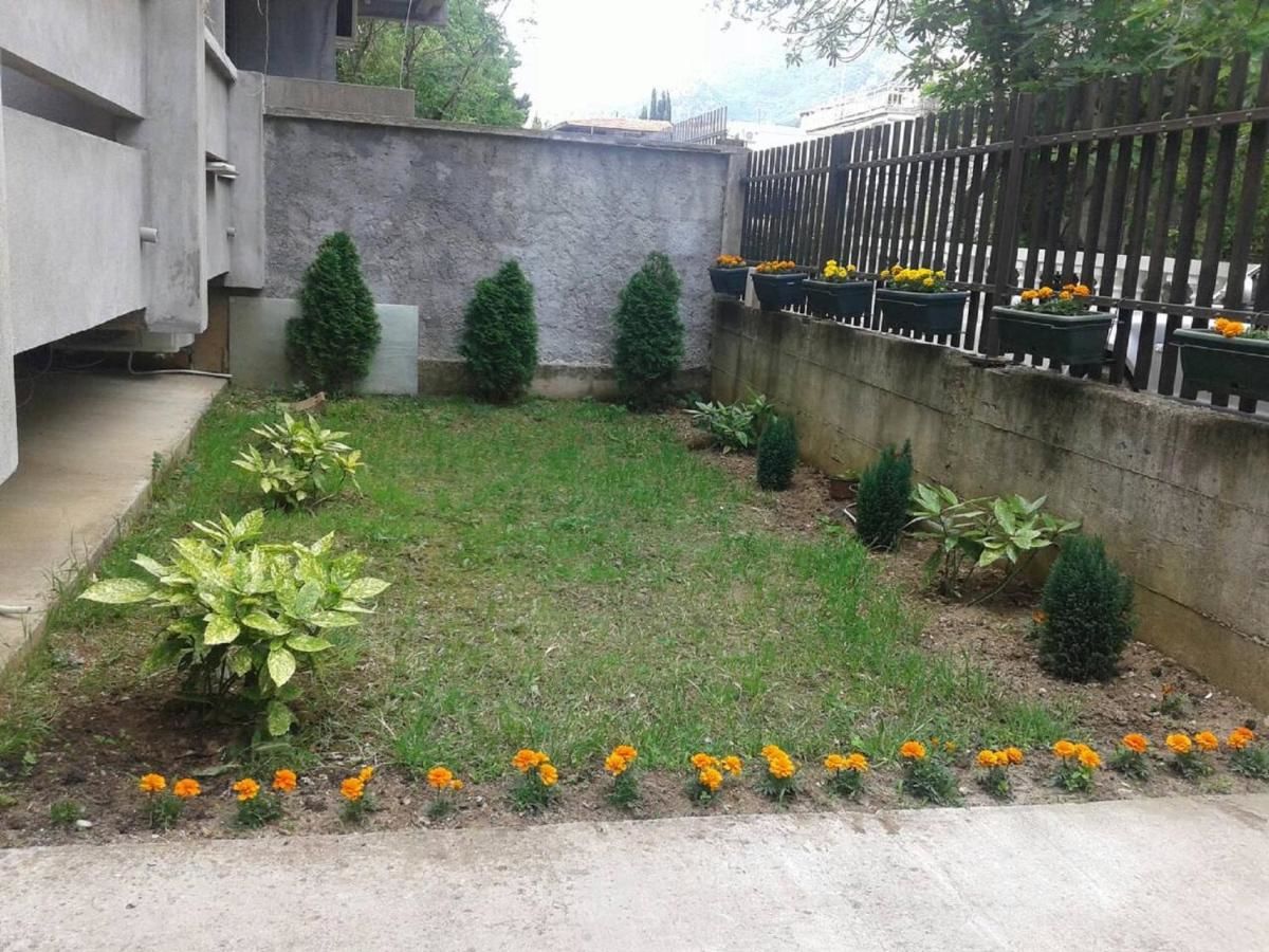 Апартаменты Apartments Miladinovic Сутоморе-24