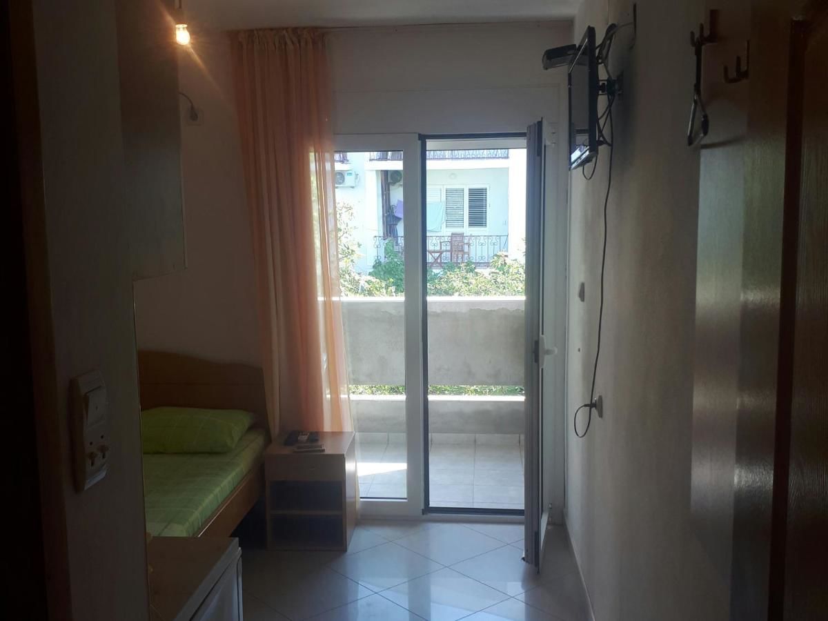 Апартаменты Apartments Miladinovic Сутоморе-28