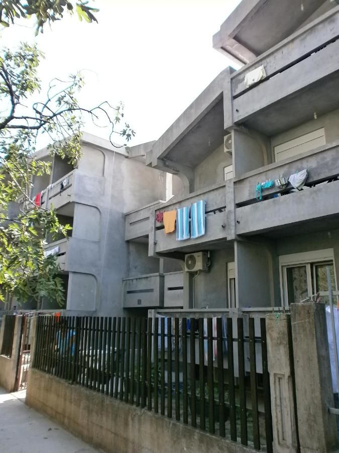 Апартаменты Apartments Miladinovic Сутоморе-47