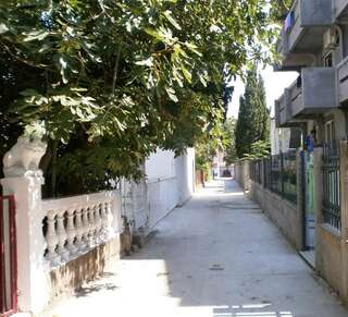 Апартаменты Apartments Miladinovic Сутоморе Номер-студио с террасой-7