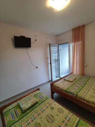 Апартаменты Apartments Miladinovic Сутоморе Номер-студио с террасой-10