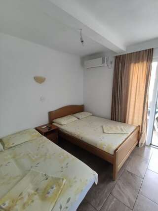 Апартаменты Apartments Miladinovic Сутоморе Апартаменты с террасой-3