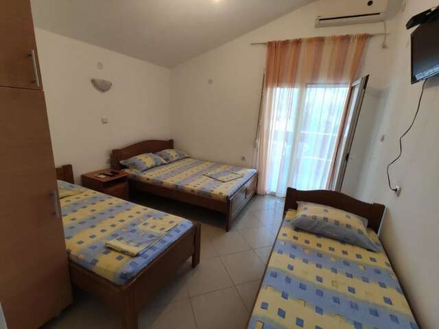 Апартаменты Apartments Miladinovic Сутоморе-19